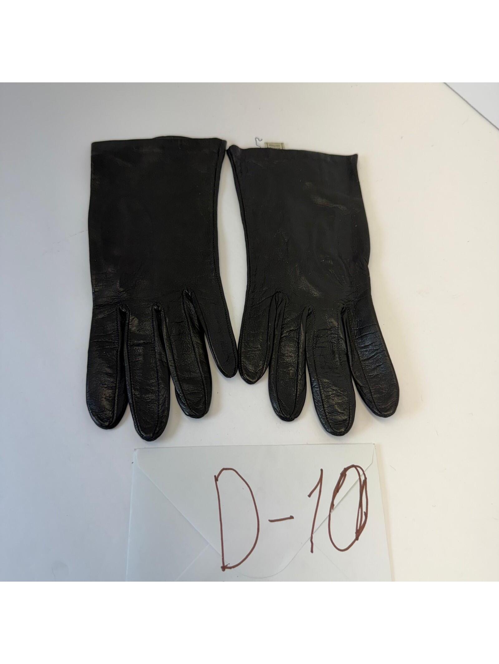 Saks Fifth Avenue Black Leather Gloves 6 1/2 Silk Lined Made In Italy